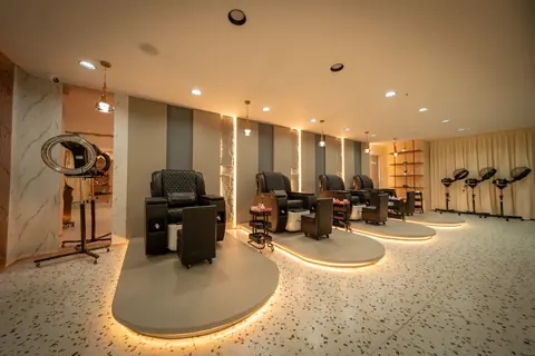 Hiwaga Kompally, interior 1