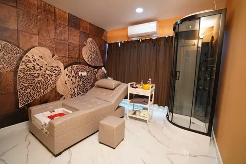 Hiwaga Vijayawada, interior 6